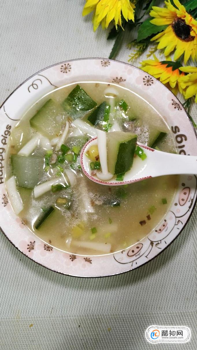 怎样做美味的冬瓜海鲜菇白果汤？