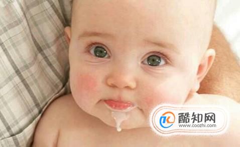 新生儿吐奶从鼻子里出来怎么办